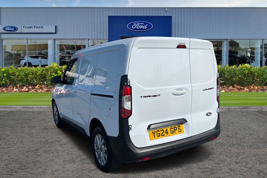 Used Ford Transit Courier 2