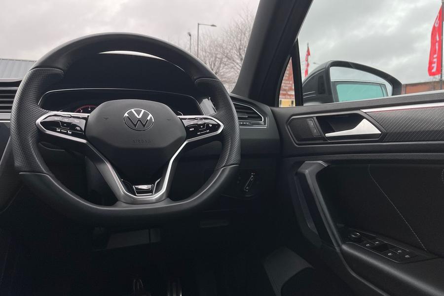 Volkswagen TIGUAN Photo autoimg-709e6af54c192fa760c000febf7fe66109dd62f2.jpg