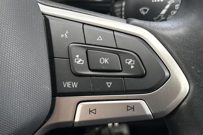 VOLKSWAGEN T-Cross Photo 17
