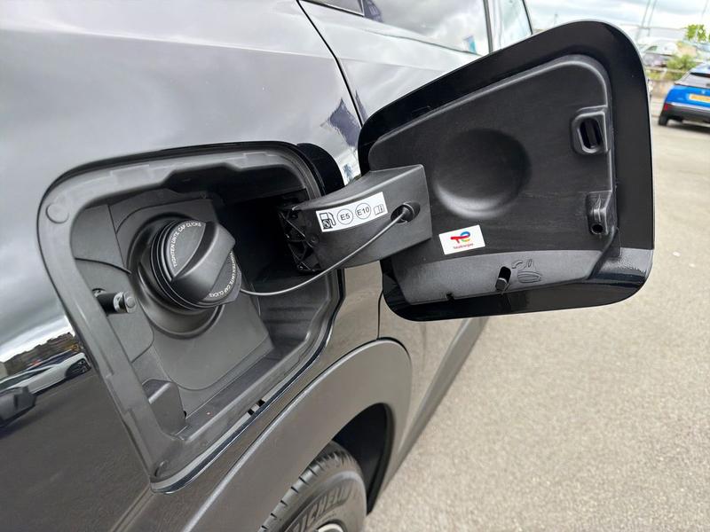 Used Peugeot 3008 KK25HCC 32