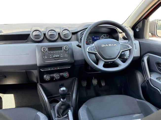 DACIA Duster Photo 11
