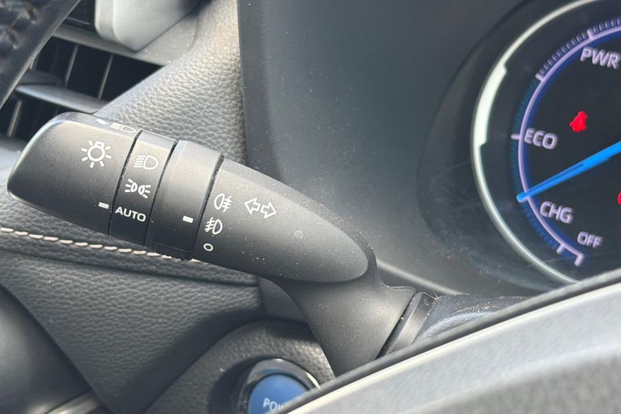 Toyota RAV4 Photo autoimg-70a5220c7480d62e9c098f6832956d77a64ddbdd.jpg