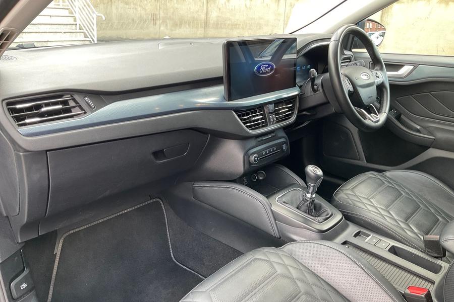 Ford FOCUS Photo autoimg-70a54072d3b0639e461c336e753e32b700d03373.jpg