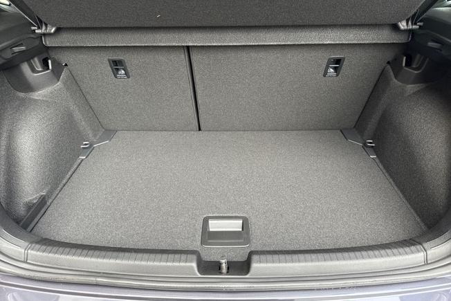VOLKSWAGEN Polo Photo 12