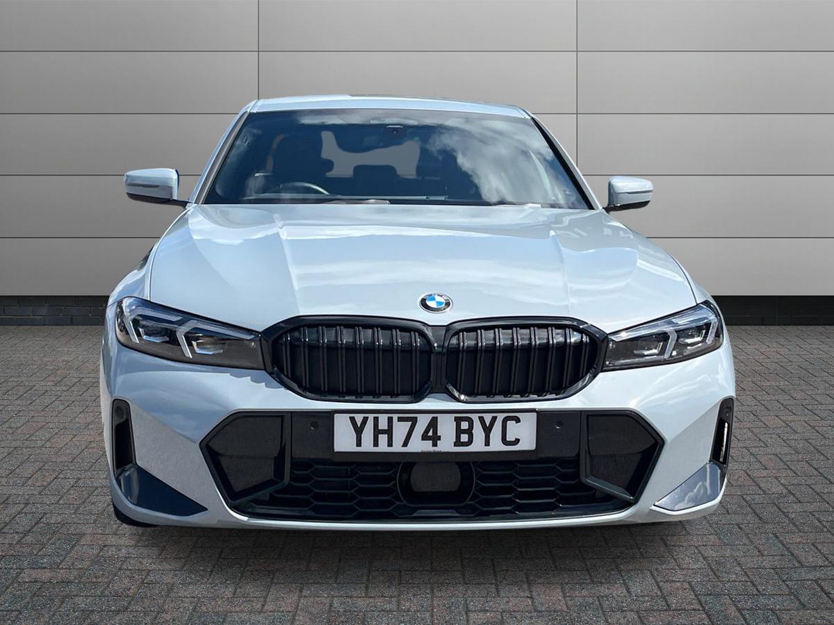BMW 3 Series Photo 7