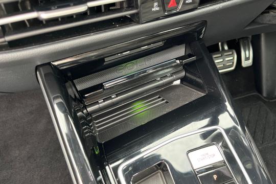 Volkswagen Golf Photo autoimg-70a7ef486dc6cb28f6cc1043d2c313157ca3ce98.jpg
