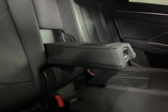 AUDI Q3 Photo 29
