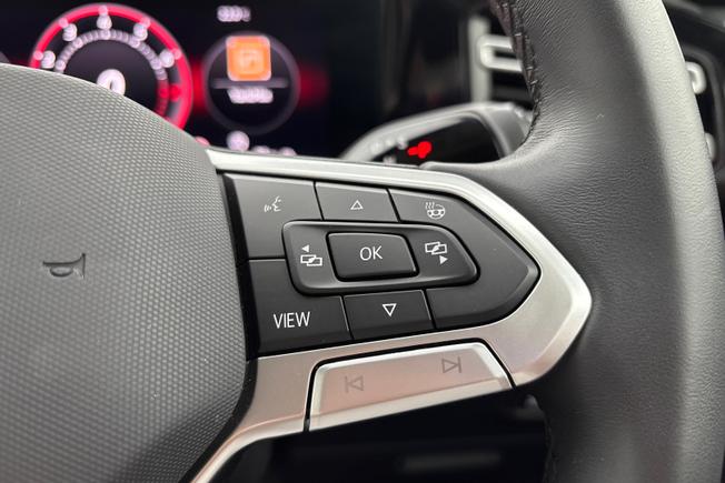 VOLKSWAGEN Tiguan Photo 17