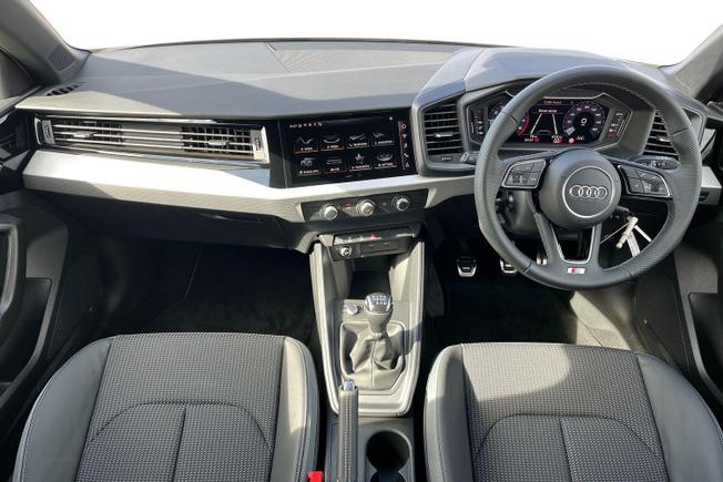 AUDI A1 Photo 10