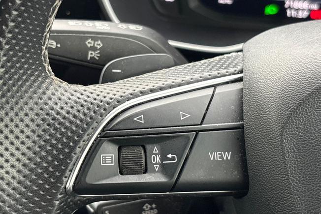Audi Q3 Photo 16