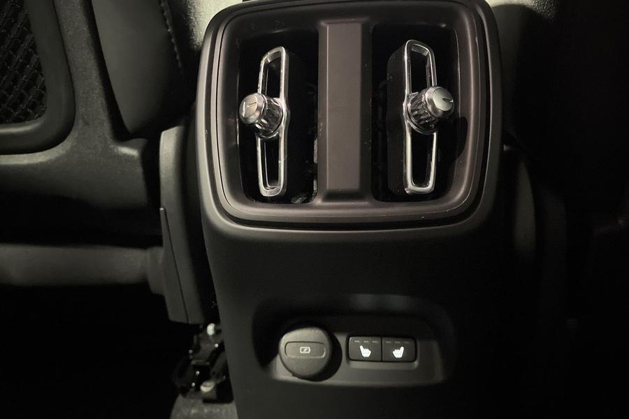 Volvo XC40 Photo autoimg-70b4cf47ae498bb4b24b2f5c8b4699d5b4e5fbce.jpg