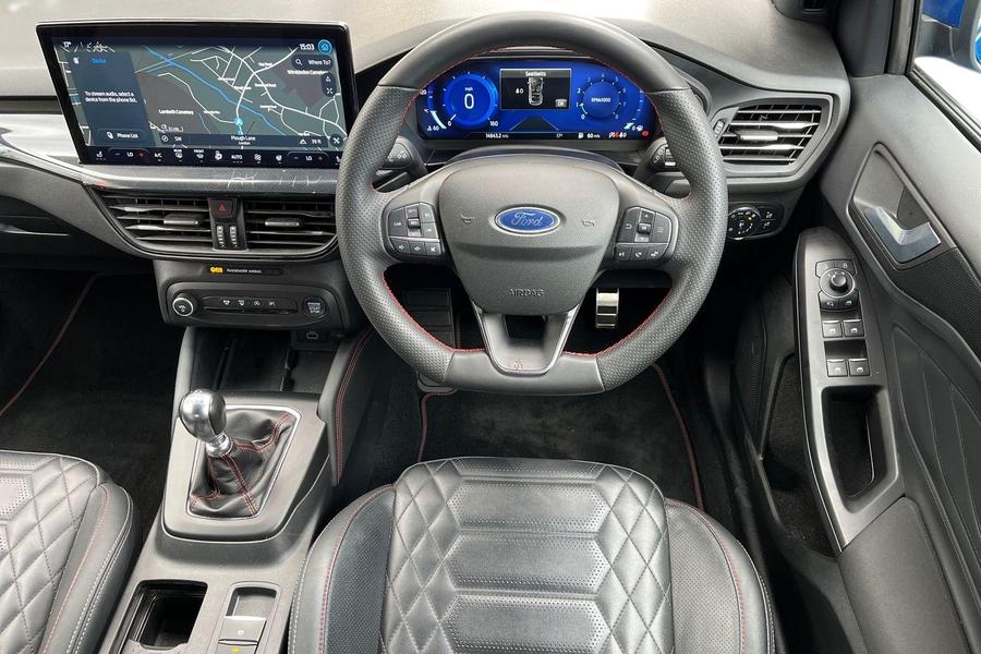 Ford FOCUS Photo autoimg-70b5d1535551fcf9bcbf165681049476e8e272e9.jpg
