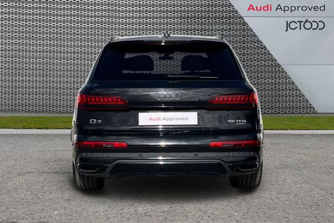 Audi Q7 Photo 8