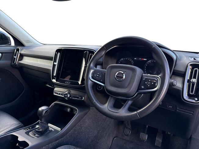 VOLVO Xc40 Photo 6