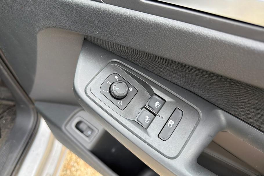 Used Ford TRANSIT CONNECT WR75ZBL 26
