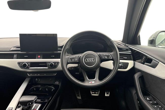 AUDI A4 Avant Photo 11
