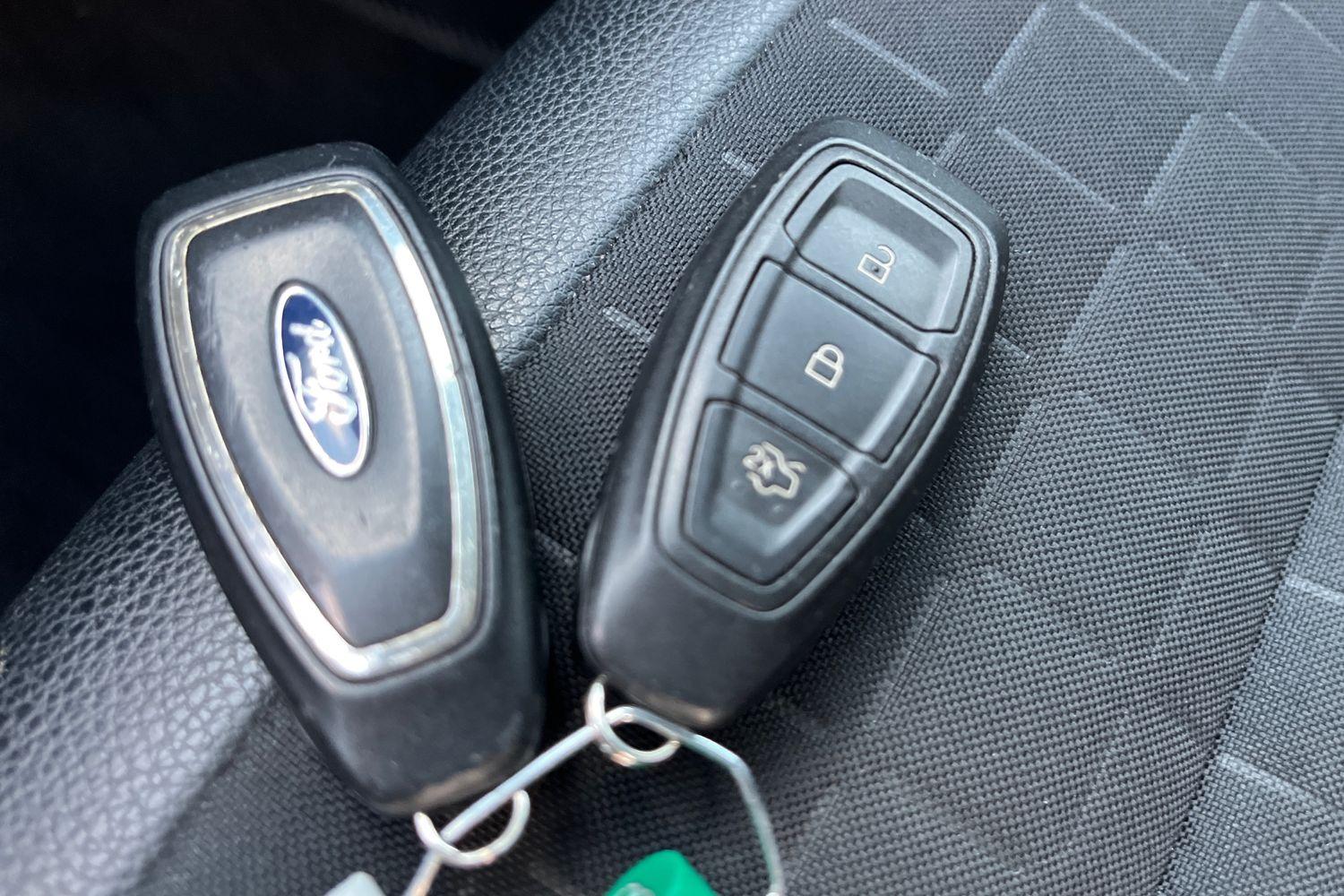Ford Fiesta Photo 21