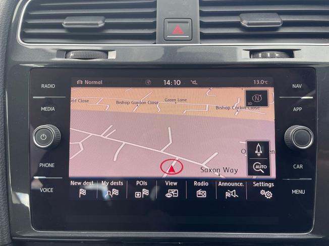 Volkswagen Golf Photo 14