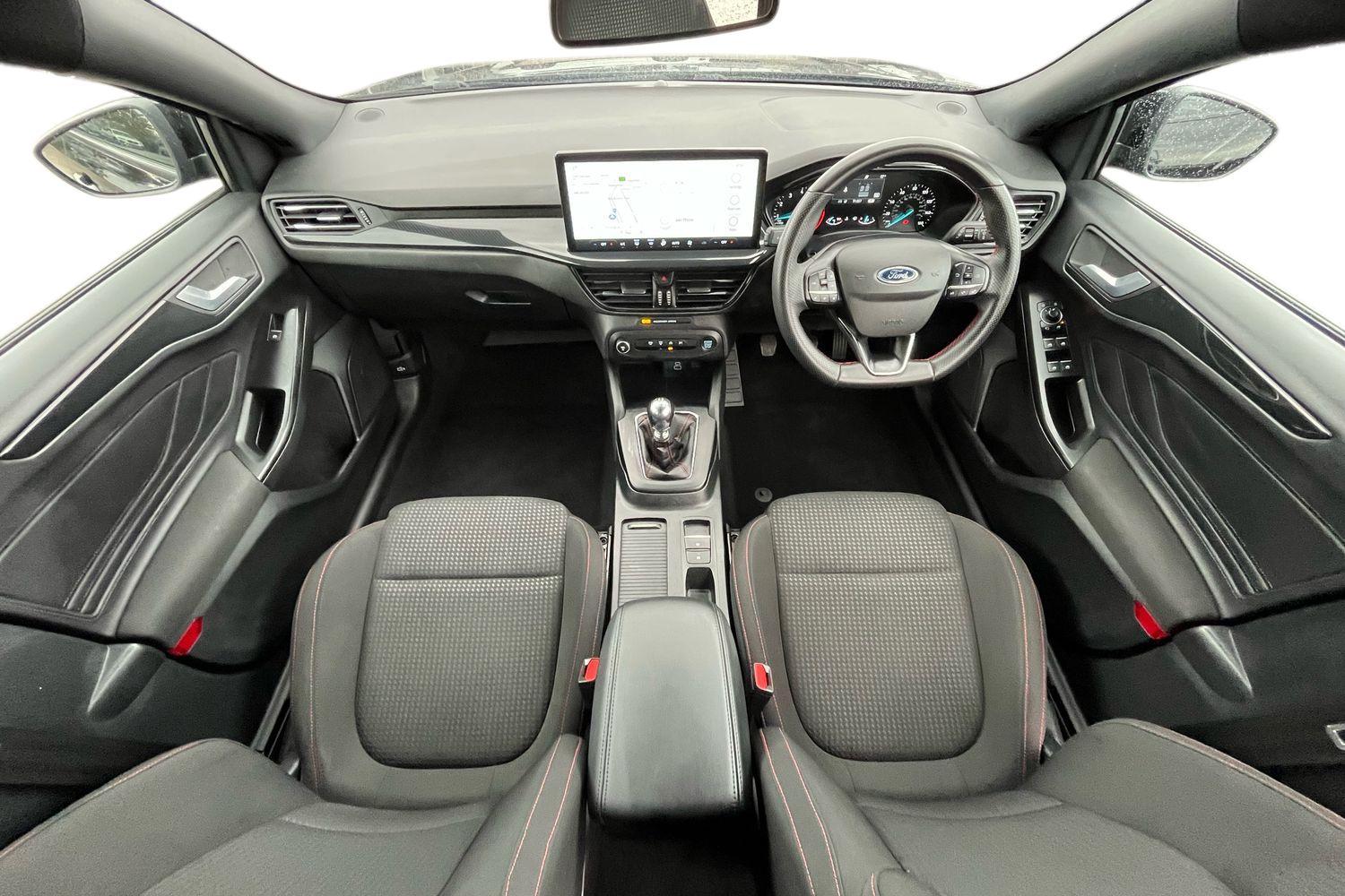 Ford FOCUS Photo 9