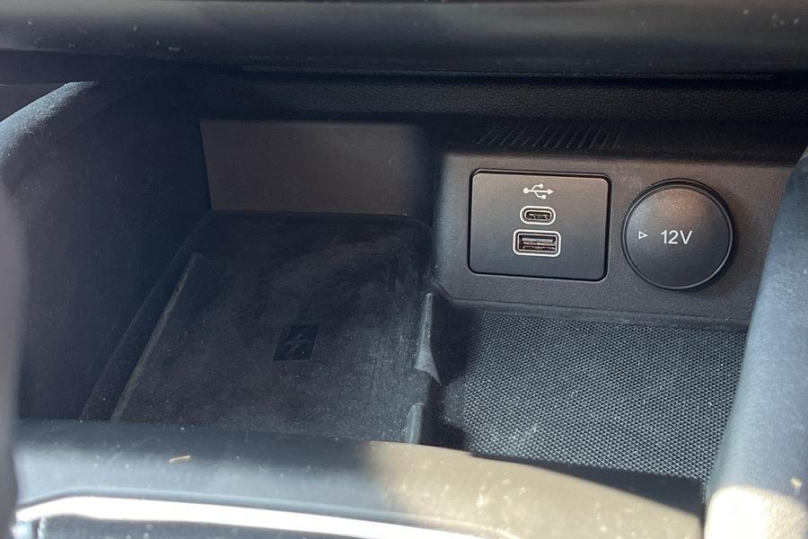 Ford Focus Photo autoimg-70cad8194d1bbe6ca1049fb4cdab0131233a5784.jpg