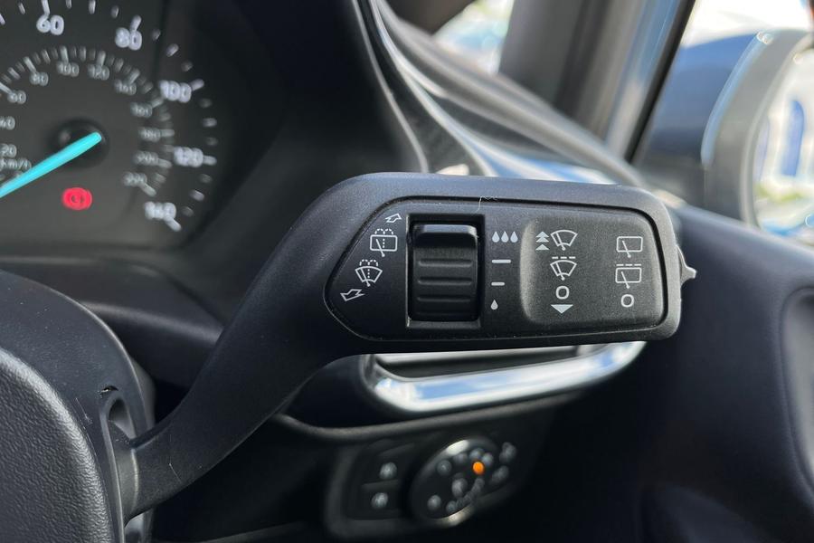 Ford Fiesta Photo autoimg-70cda6b5683c997c8c7fbc89495466e20ebf4cc6.jpg