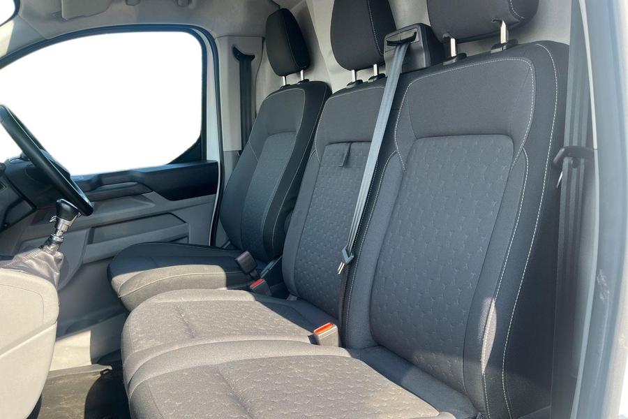 Ford TRANSIT CUSTOM Photo autoimg-70d00589f82fb6d2eaf4356a6029cb8f69a3d4a1.jpg