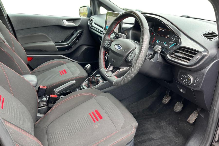 Ford FIESTA Photo autoimg-70d5ac20a0eff0a1901b7ebd661600b9bff8ef55.jpg