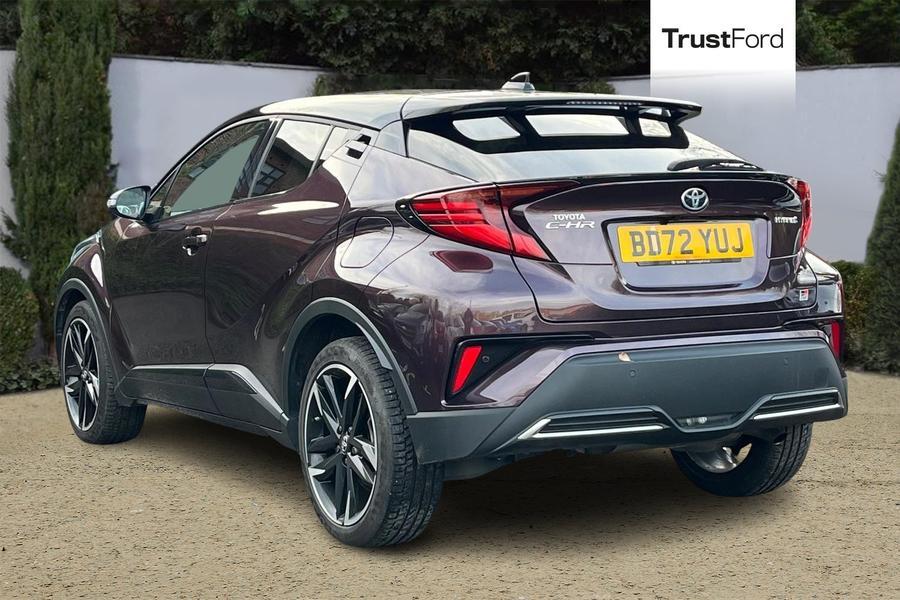 Toyota C-HR Photo autoimg-70dd07ea014da7ab02a3b88fb01596d6fa8a4397.jpg