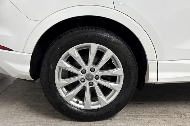 AUDI Q3 Photo 5