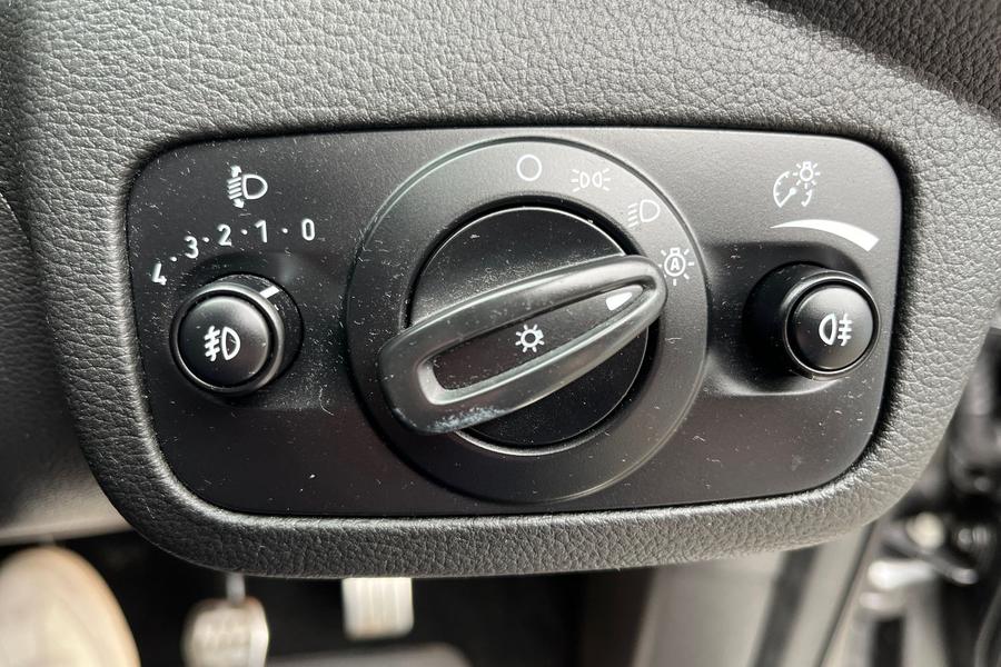 Ford KUGA Photo autoimg-70e5cc2f436e8174fa9bb8735992eb3eea200e91.jpg