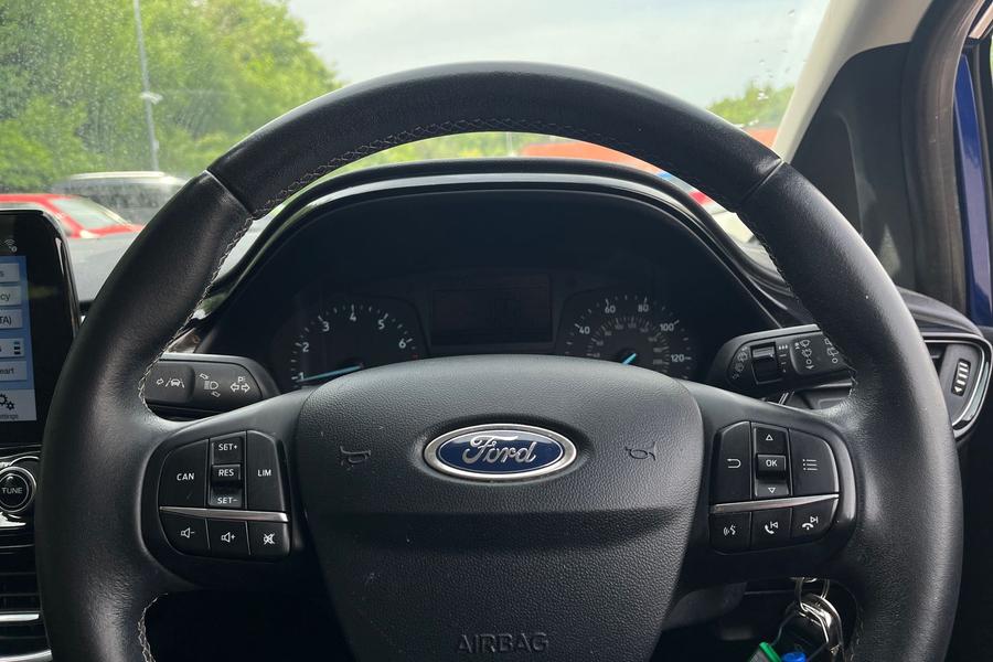 Ford Fiesta Photo autoimg-70e8e380dcd2e52a29a63e073d7b60e33c1212f1.jpg