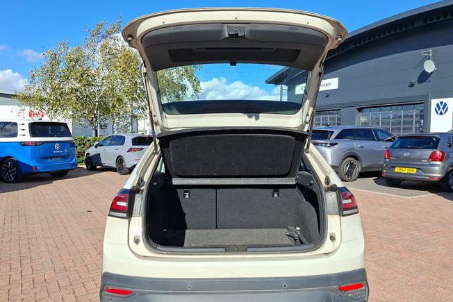 VOLKSWAGEN Taigo Photo 12