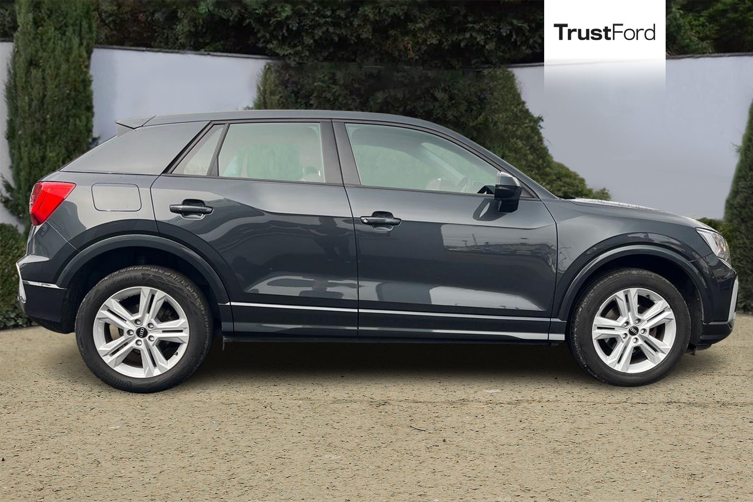 Audi Q2 Photo 2