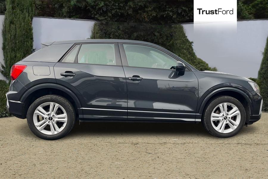 Audi Q2 Photo autoimg-70eefaa9c71821f2d6f1bbfd2cdbe30f358fabcf.jpg