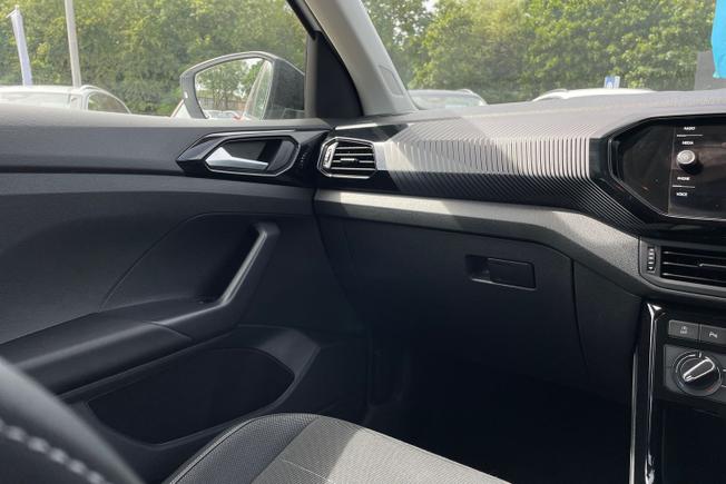 VOLKSWAGEN T-Cross Photo 41
