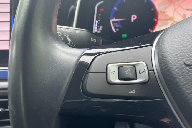 VOLKSWAGEN Polo Photo 16