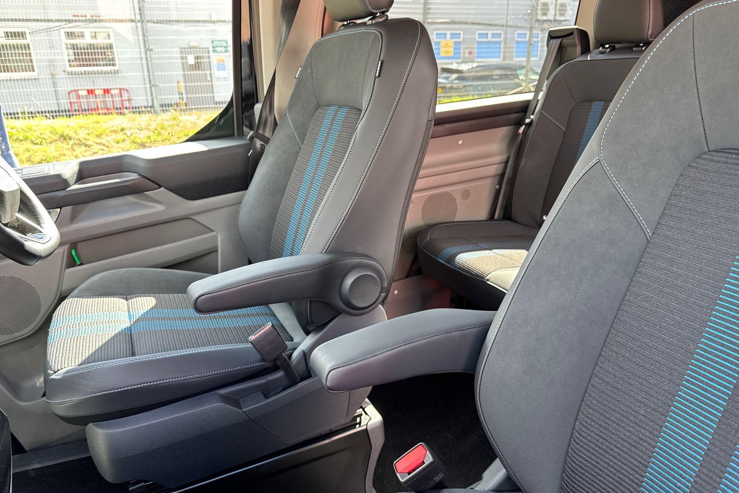 Ford TRANSIT CUSTOM Photo 14