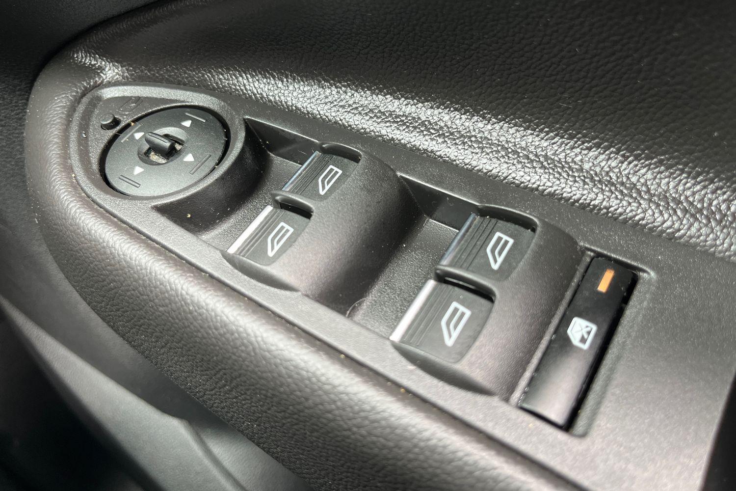 Ford KUGA Photo 15