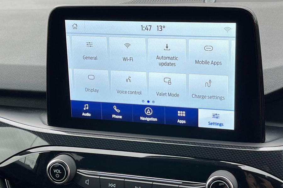 Ford Kuga Photo autoimg-70f986f919e156699d0f7189c1eadd9aba45c9f5.jpg