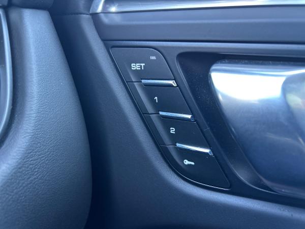 Porsche Macan Photo autoimg-70f9af3efdfd26ec75fc84ade5b114d4889e4938.jpg