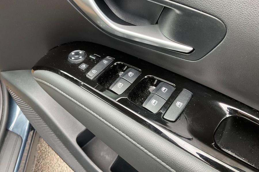 Hyundai TUCSON Photo autoimg-70fbed6ec1579e5bfd9a88339bc86482d3164e58.jpg