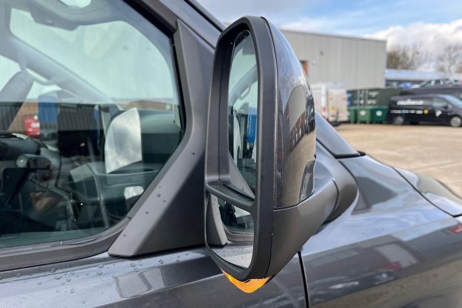 Used FORD TRANSIT CUSTOM WN75AOX 36