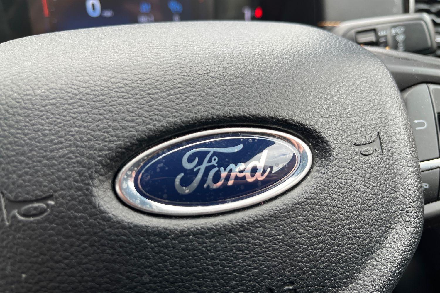 Ford RANGER Photo 39