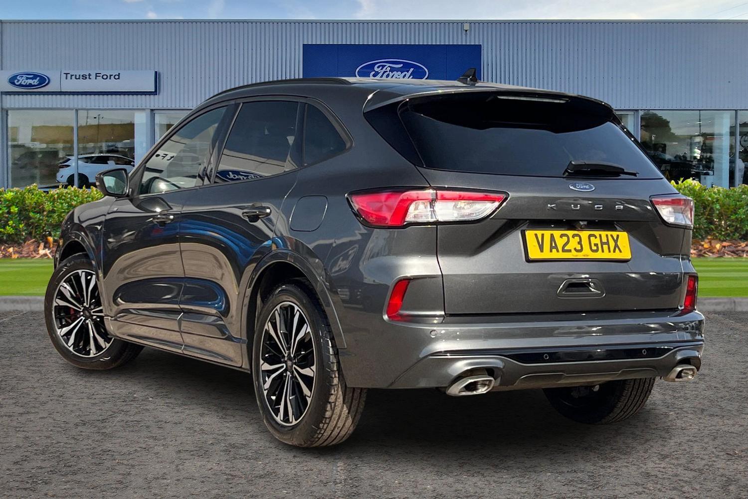 Ford KUGA Photo 1