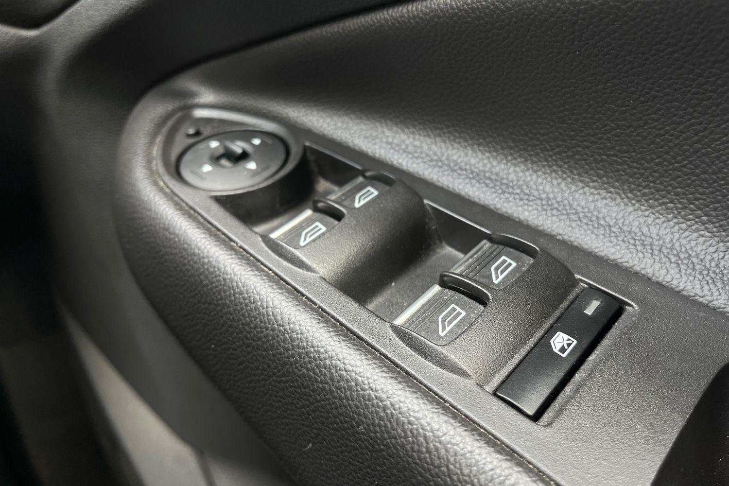 Ford KUGA Photo 15