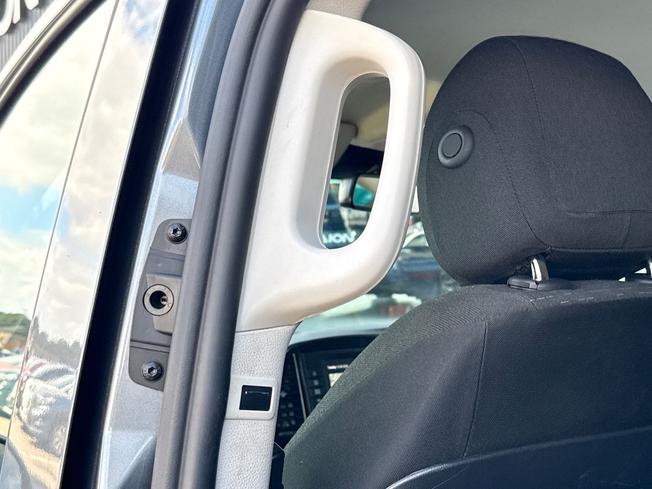 Mercedes-Benz Vito Photo 44