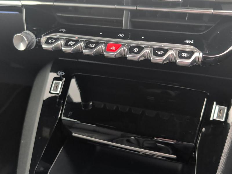 Used Peugeot 208 KP25LFW 23