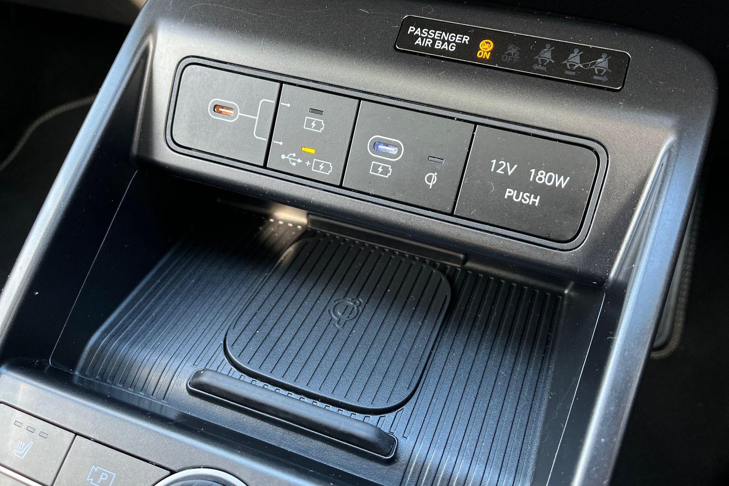 Hyundai KONA Photo 31
