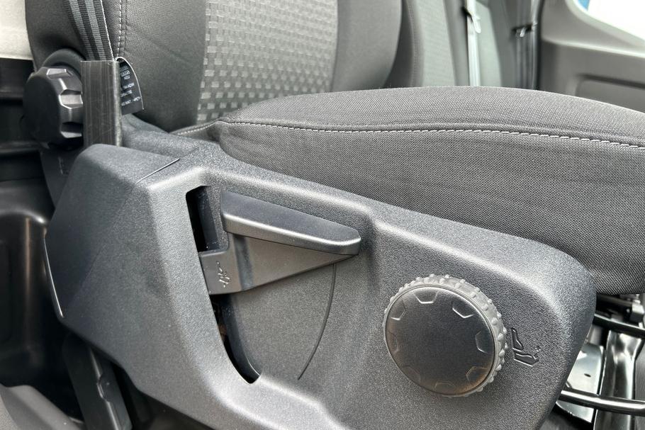 Used Ford E-TRANSIT LS24WWE 27