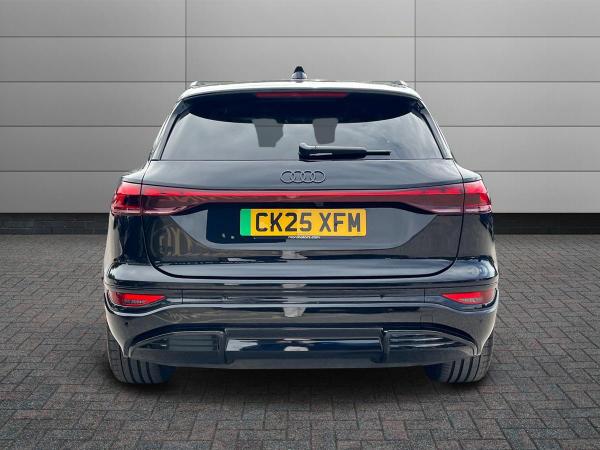 Audi Q6 e-tron Photo autoimg-7112c402b280e02abefd8dc8738b5faec1febd3c.jpg